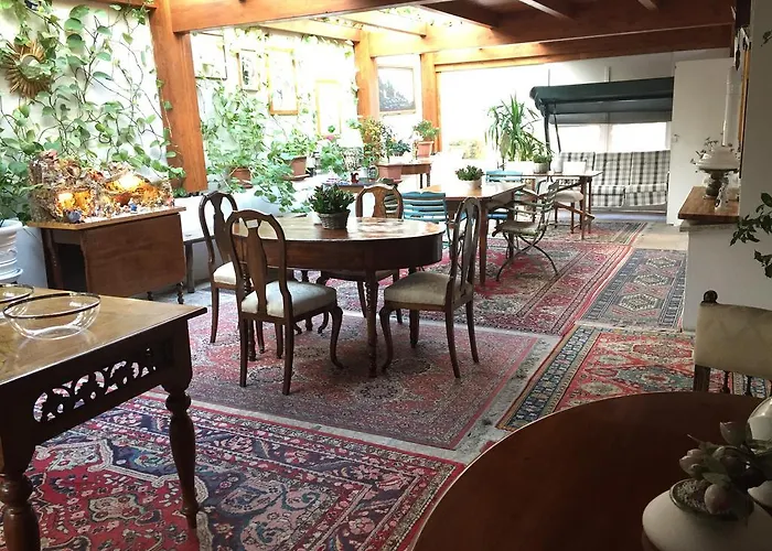 Bed And Breakfast Oz